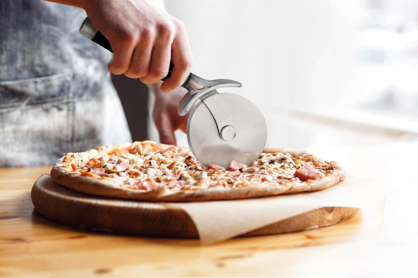 Classic Pizza Cutter - Sharp Stainless Steel Wheel with Finger Guard & Dishwasher Safe, 9-Inch, Black