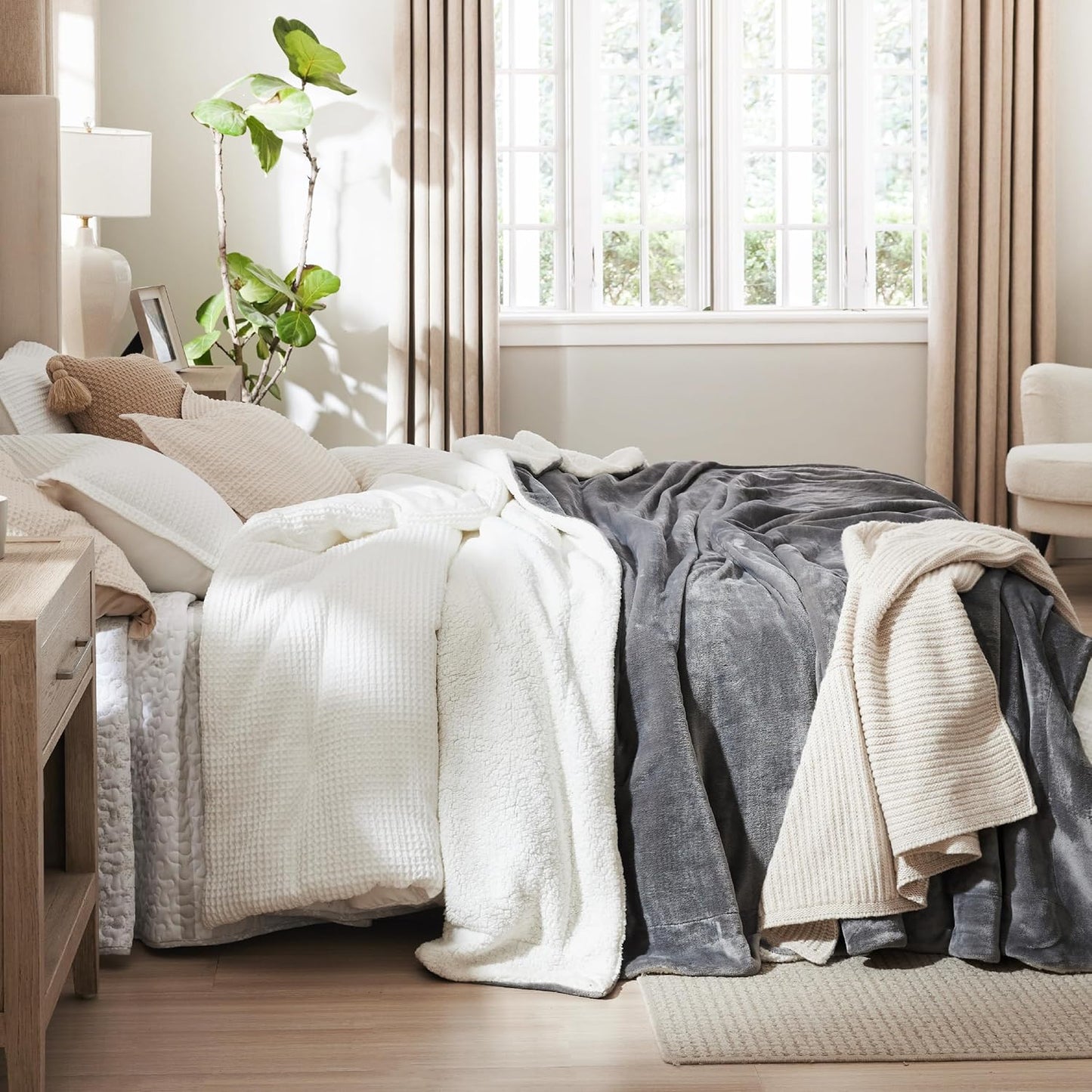 GENTLE SOFT SHERPA FLEECE THROW BLANKET ULTRA-SOFT AND WARM WINTER BLANKET FOR COUCH OR BED, COZY PLUSH THROW FOR WOMEN, GREY, 50X60 INCHES