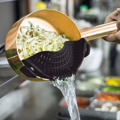 Clip On Strainer Silicone for All Pots and Pans, Pasta Strainer Clip on Food Strainer for Meat Vegetables Fruit-Silicone Drainer Kitchen Colander Color Black